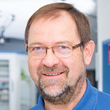 Zahnarzt Fotografie von Dr. med. Rainer-Maria Deppe by Foto Visite Jacob Latiff